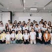 児童支援NPO「かものはしプロジェクト」のメンバー