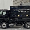 コラボレーションを記念した三菱キャンター改良新型の特別仕様車