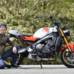 ヤマハ XSR900と伊丹孝裕氏