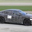 BMW iX4 市販型のプロトタイプ