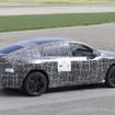 BMW iX4 市販型のプロトタイプ