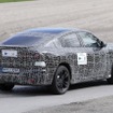 BMW iX4 市販型のプロトタイプ