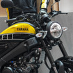 USインターカラーのヤマハ XSR155（大阪モーターサイクルショー2026）