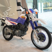 YAMAHA e-RIDE BASEで展示中のヤマハ XT600