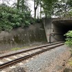 連絡線トンネルの西武側出入り口。秋津神社の真下になる。右奥が新秋津方面、左手前が所沢方面