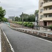 連絡線。画面右下が新秋津方面、画面奥が所沢方面。マンションの向こうを通るのが西武池袋線