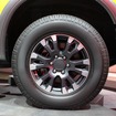 タイヤが汚いと愛車はぼやける！ 洗車の完成度を上げるタイヤケア術～Weeklyメンテナンス～