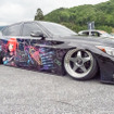 VTuberや『崩壊』『ウマ娘』などの痛車＆痛バイクが総勢250台集結！愛がたっぷり詰まった奥伊吹を取材【ARCChampionship 2026フォトレポ】