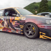 VTuberや『崩壊』『ウマ娘』などの痛車＆痛バイクが総勢250台集結！愛がたっぷり詰まった奥伊吹を取材【ARCChampionship 2026フォトレポ】