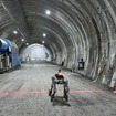 四足歩行ロボットが山岳トンネル切羽に進入 ポケット・クエリーズと鴻池組が実証実験で技術証明