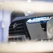 フロントフェイスに宿る力強さと洗練を、マットプロテクションフィルムがより美しく表現。GX550の存在感を上品に高めている