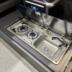ハイエースベースのキャンピングカー「ELEMENT」の新スタイル
