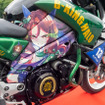 タマモクロス仕様の「スカイライン」に、アストンマーチャン仕様の「アストンマーティン」！？ 超高級車も登場する『ウマ娘』痛車まとめ【ARCChampionship 2026フォトレポ】