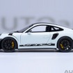 「AUTOart」の1/18スケールのダイキャストモデル、ポルシェ『911』（991.2）の「GT3 RS ヴァイザッハ・パッケージ