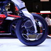 ヤマハ MOTOROiD：Λ（ジャパンモビリティショー2025）