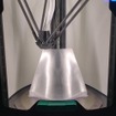 フロント部品の3D造形の様子