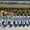 三重県立四日市農芸高等学校 施設園芸コースの3年生12名