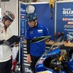 レース中のブリヂストンサポートメンバーの様子