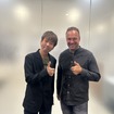 単独インタビューに応じたBMW Motorrad CEO、マーカス・フラッシュ氏と筆者（青木タカオ）