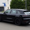 ポルシェ カイエン ターボ E-ハイブリッド 改良新型のプロトタイプ