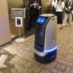デリバリーロボットの動きは、障害物回避を含めてスムーズ