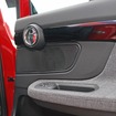 車内の音場の広がり感を演出するためにリアスピーカーにはモレルのBMW専用モデルをインストールしている。