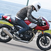 トライアンフ Thruxton 400（スラクストン400）