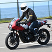 トライアンフ Thruxton 400（スラクストン400）