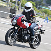 トライアンフ Thruxton 400（スラクストン400）