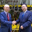 名古屋大学ナショナルコンポジットセンター　センター長　吉村 彰記教授と小野測器大越 祐史代表取締役社長