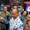 7月30日にはアグス・グミワン・カルタサスミタ工業大臣が来場。インドネシアを「自動車市場」から「自動車の生産拠点」へ転換することを強調した