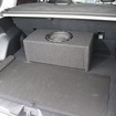 ラゲッジには多くのユニットを置かないのがオーナーのコンセプト。サブウーファーのみが設置され荷物の積載も十分可能。