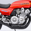 AUTOart 1/12スケール ホンダ・CB750F 「バリバリ伝説」（「巨摩 郡」ヘルメット付属）