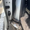 車内まで浸水被害を受けた車両