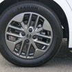 リアにもディスクブレーキが全車採用される。現在販売される軽自動車では唯一の装備だ