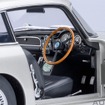 AUTOart製「007／ゴールドフィンガー」アストンマーチンDB5の1/18スケールモデル
