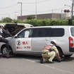 ゴージャッキでの移動。ゴージャッキ1基あたり700kgを持ち上げられる（2026年地震防災訓練）