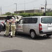必ず一輪にはゴージャッキを装着しないでおく。逸走しないため。ゴージャッキのない車輪を中心に車両を回転させる（2026年地震防災訓練）