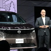 日産 エルグランドとイヴァン・エスピノーサ社長（ジャパンモビリティショー2025）