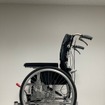 自走式の6輪車いす「レジェンド」