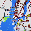 HDラジオのトラフィック情報を地図上に示した画面。渋滞状況以外に、工事や注意ポイントなどを表示