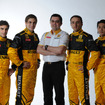 エリック・ブイエ代表（中央）と4人の今季ドライバー