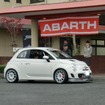 現行車も参加。これはアバルト500アセットコルサ