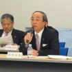 27日、決算発表会見での白井芳夫社長（写真＝池原照雄）