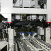 画像は田原工場のレクサス生産ライン
