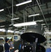 タイヤ内部の損傷を発見するシアロ検査工程