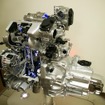 1.2リットルスーパーチャージャーエンジンのカットモデル