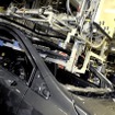 イギリス工場（写真の車はアベンシス）