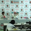 予選1-2を占めたトムスのロッテラーと大嶋（向かって左）は、会見場で待ちぼうけ。事態は混乱していた