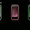 「IS05」カラーはホワイト、ピンク、グリーン×ブラック 「IS05」カラーはホワイト、ピンク、グリーン×ブラック
